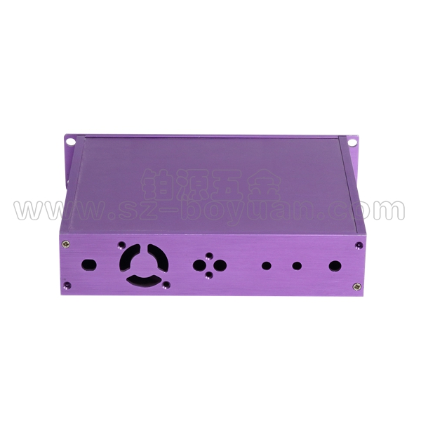 鋁合金機箱和全鋼機箱應(yīng)該如何選擇？